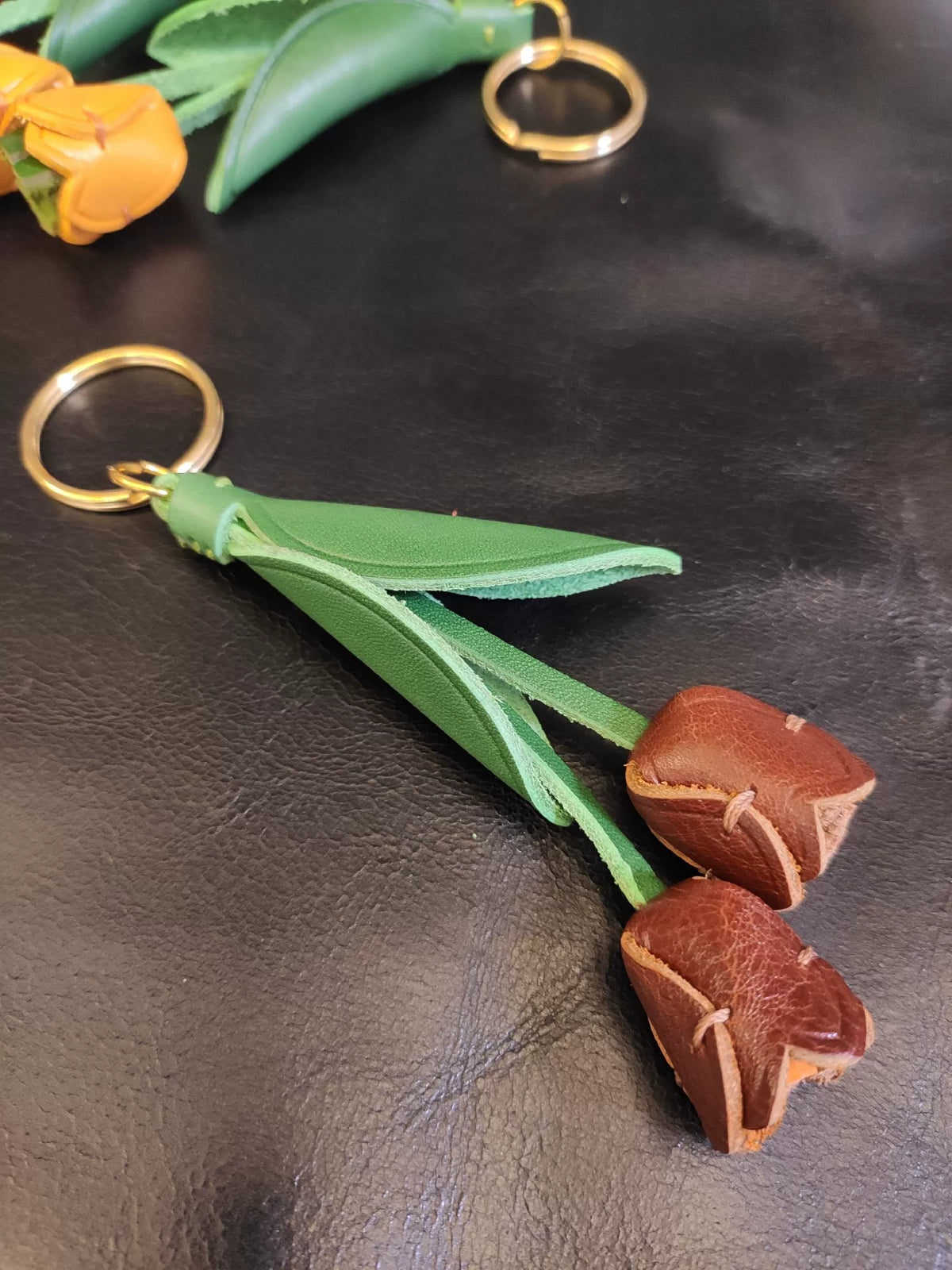 Handmade Tulip Vegetable Tanned Leather Keychain
