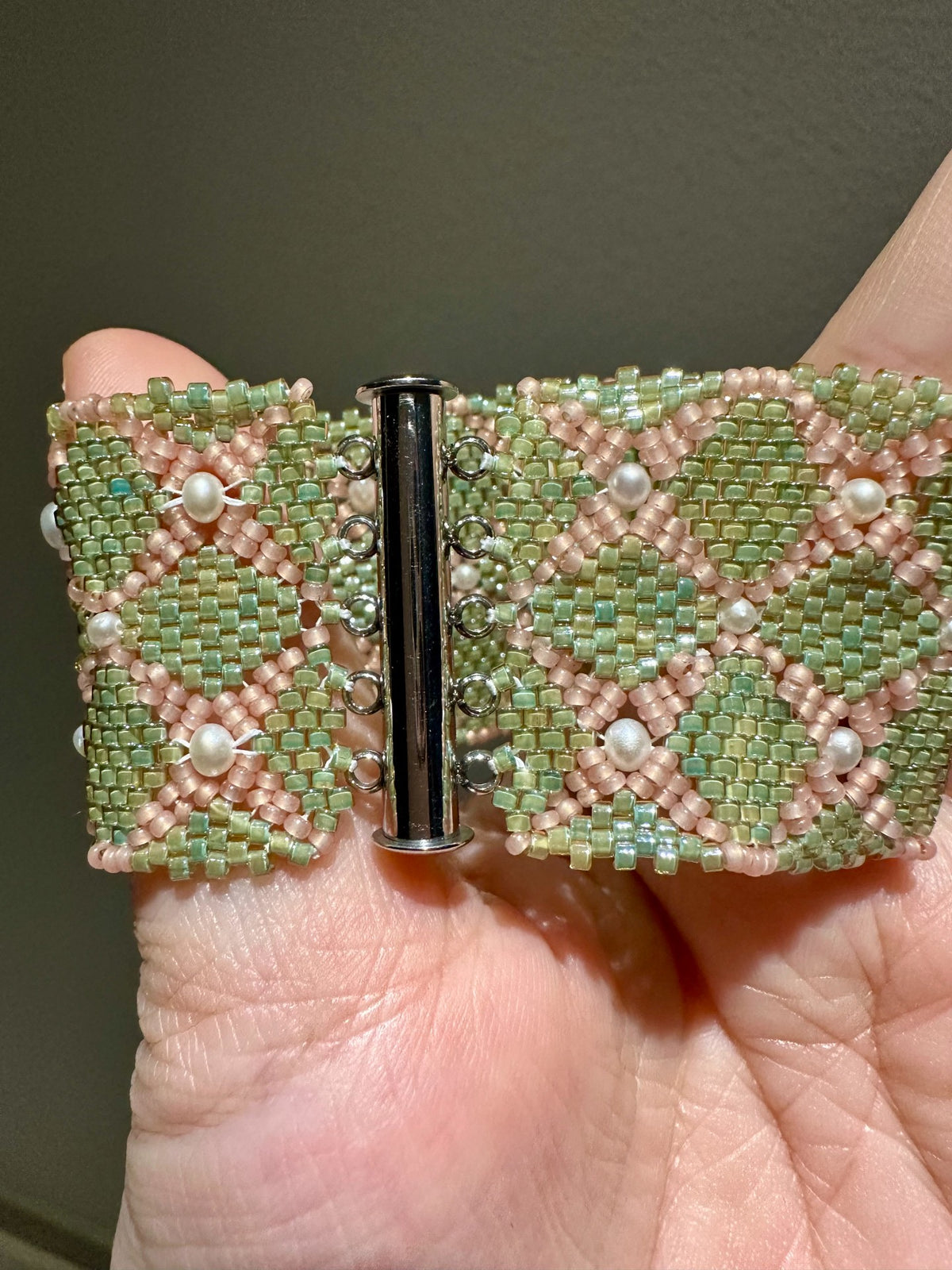Handcrafted Beaded Bracelet with Natural Pearls