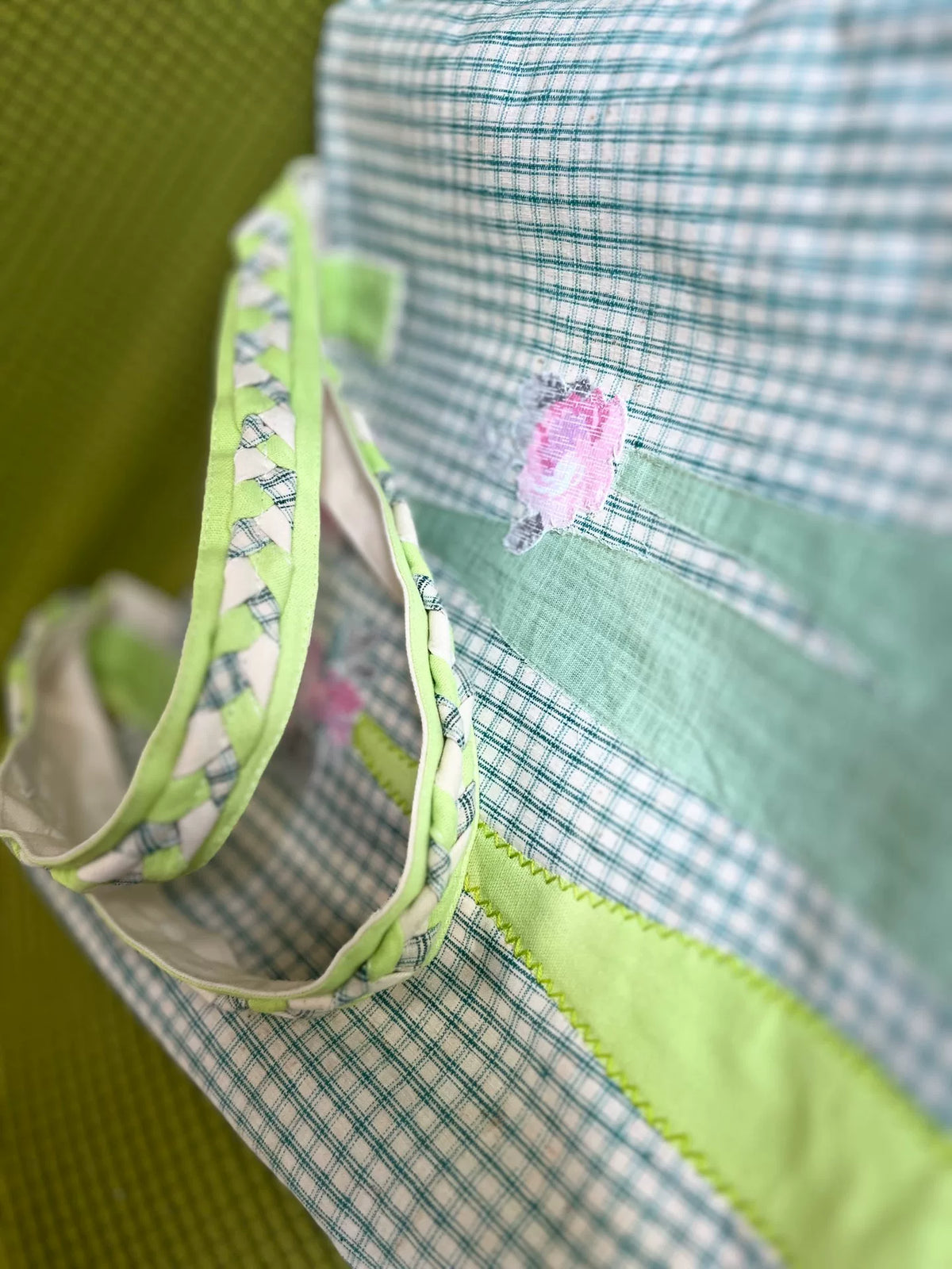 Handgefertigte Patchwork-Schultertasche Grün Karo