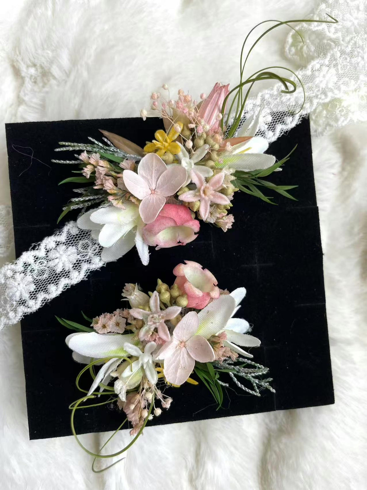 Rosa konservierte Blumen: Handarmband und Ringset