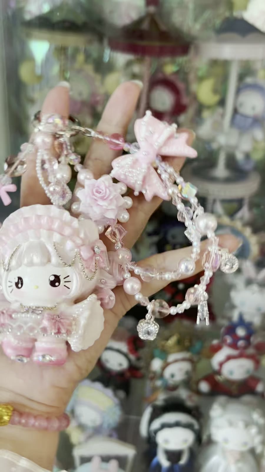 Handgefertigter Hello Kitty Braut-Perlen-Telefonanhänger