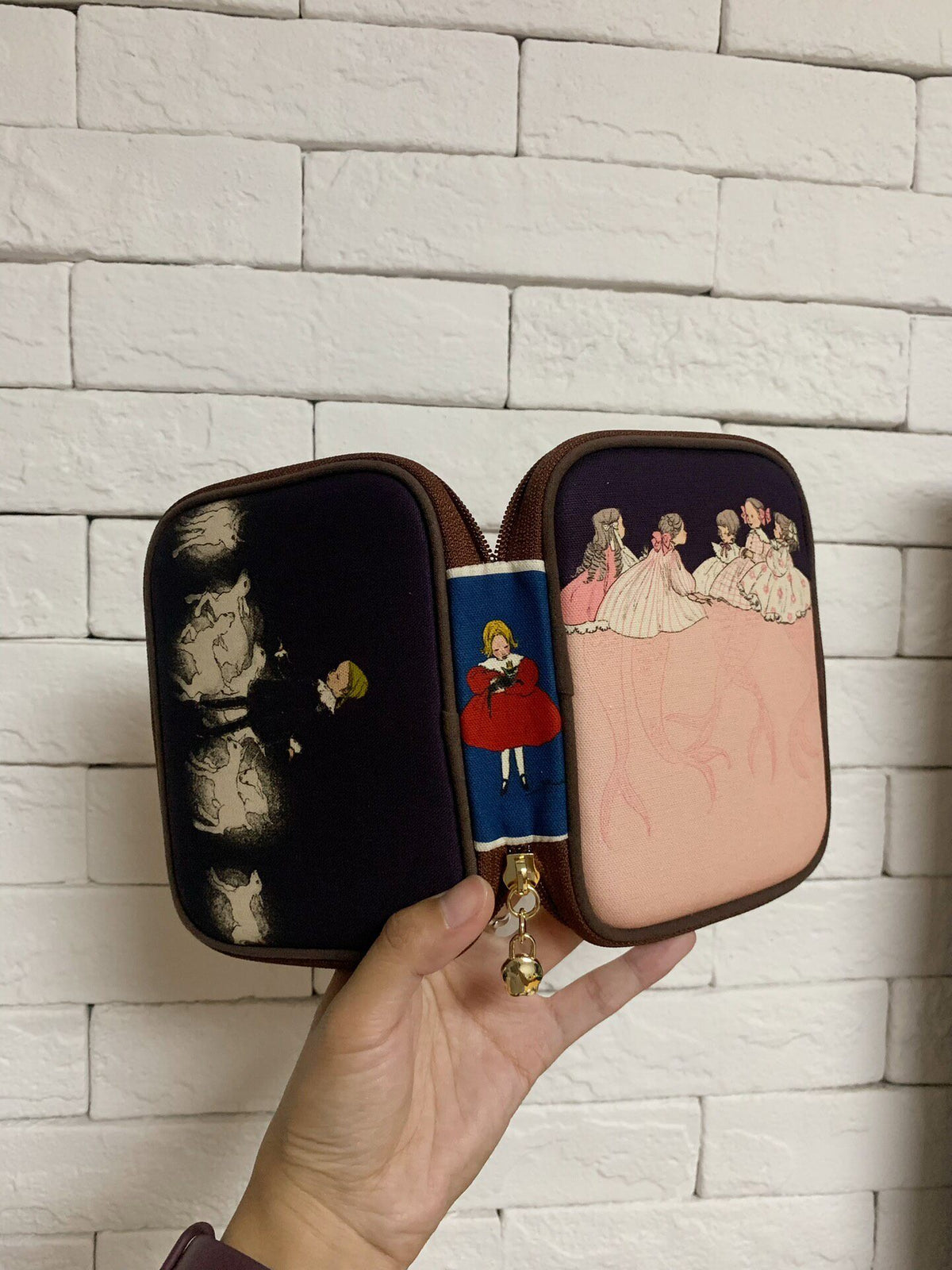 Oxford Cloth Zippered Pouch with Illustrations
