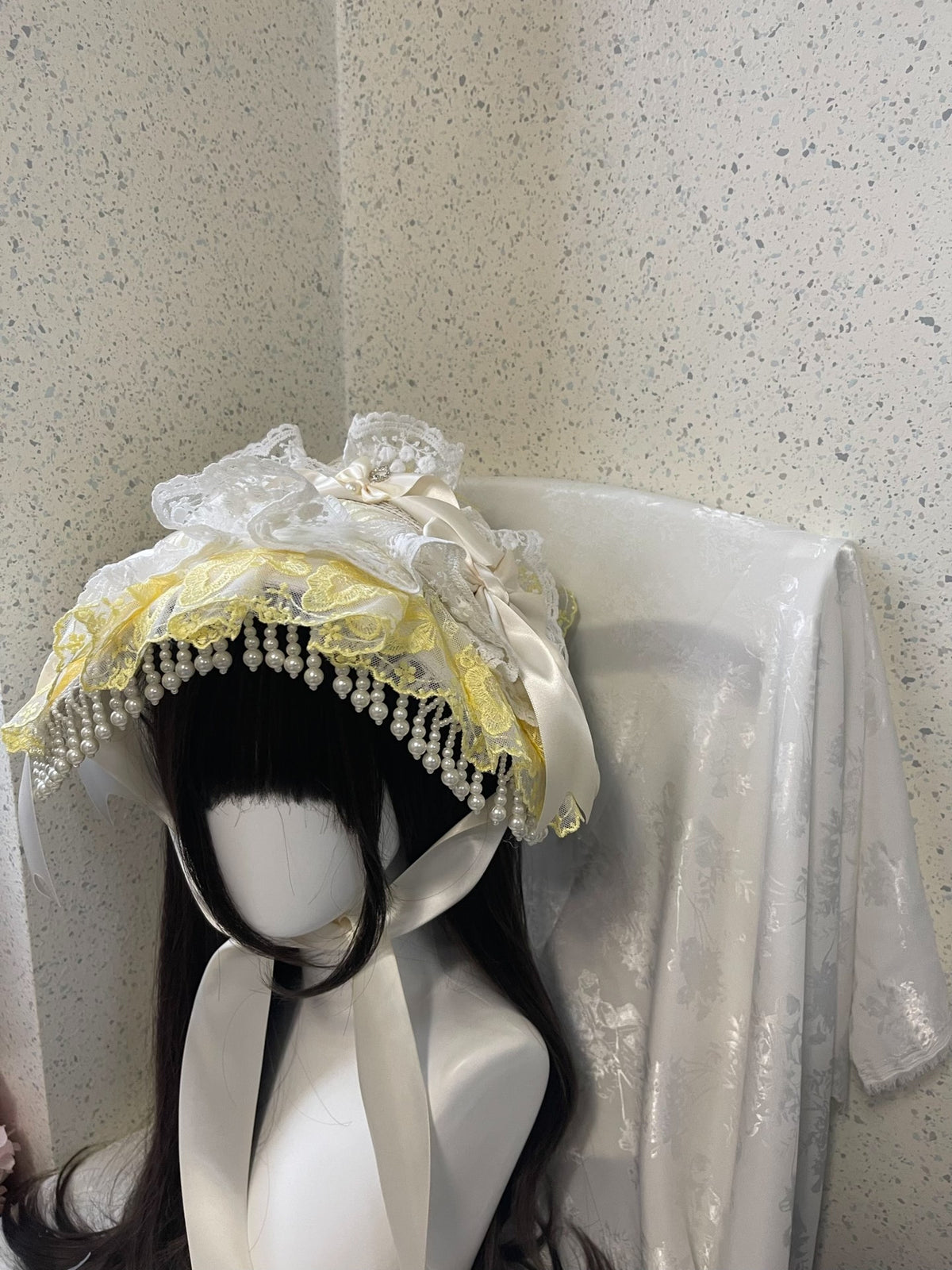 Lolita Bonnet Yellow White Lace Bows