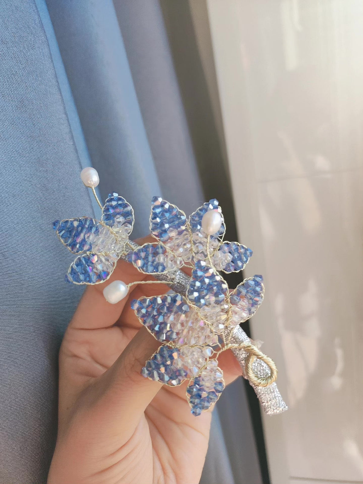 楓のクリスタルビーズパッチンヘアクリップ