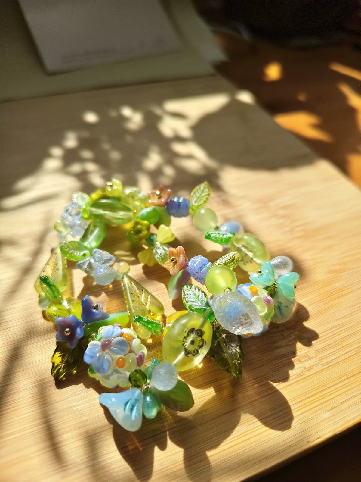 Bracelet en perles de verre tchèques vert et bleu