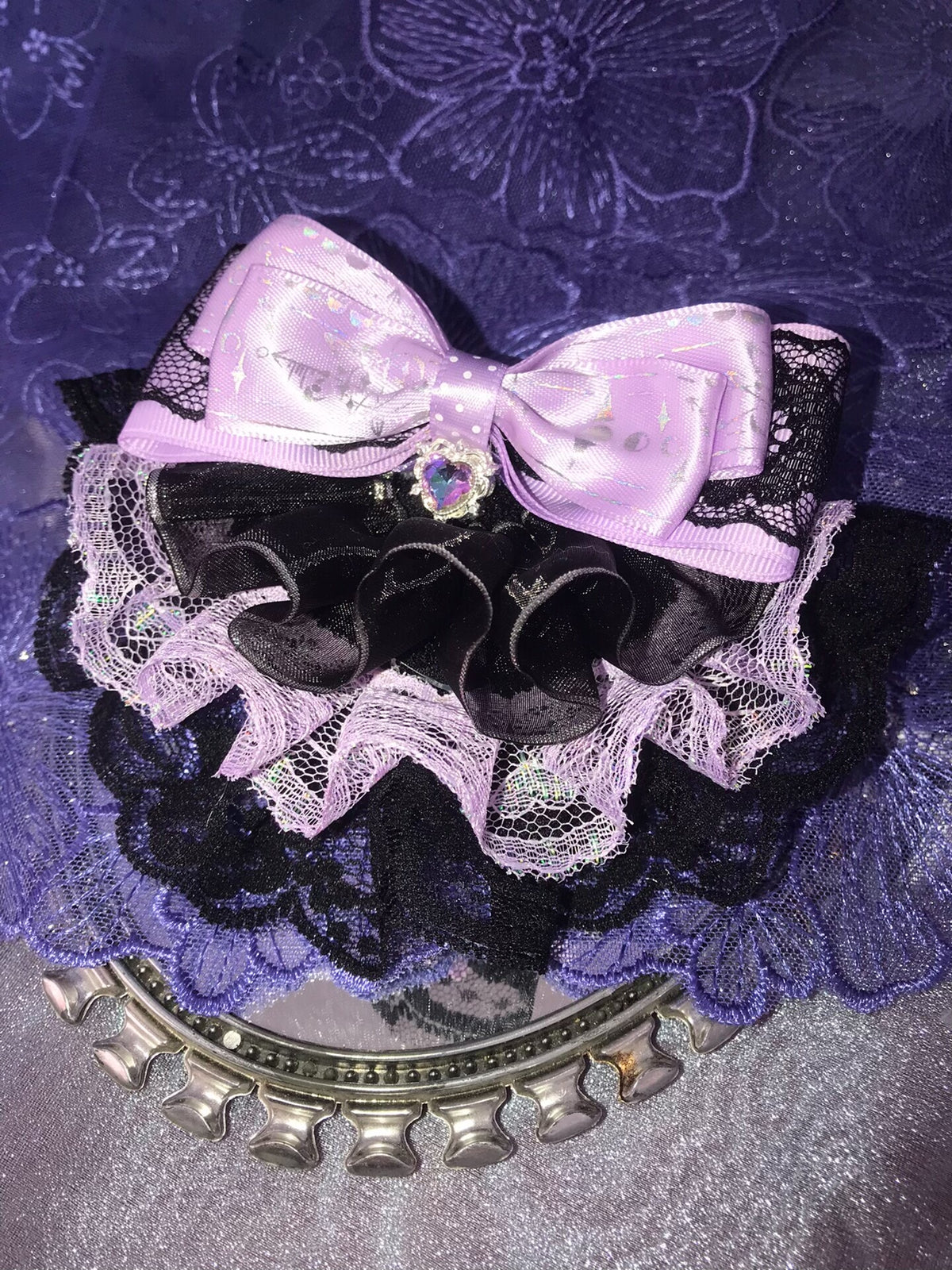 Mola de Cabelo com Laço Roxo e Renda