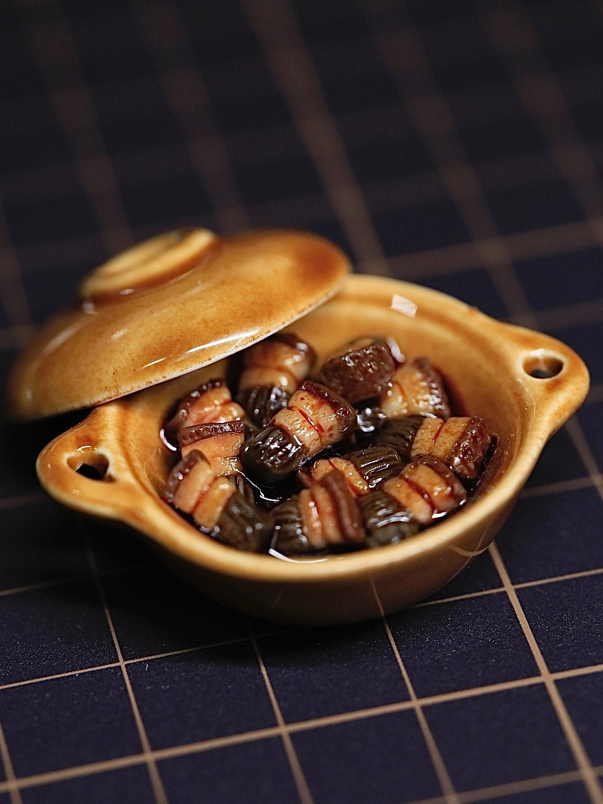 Miniature Braised Pork Belly Set with Ceramic Pot and Rice Bowl