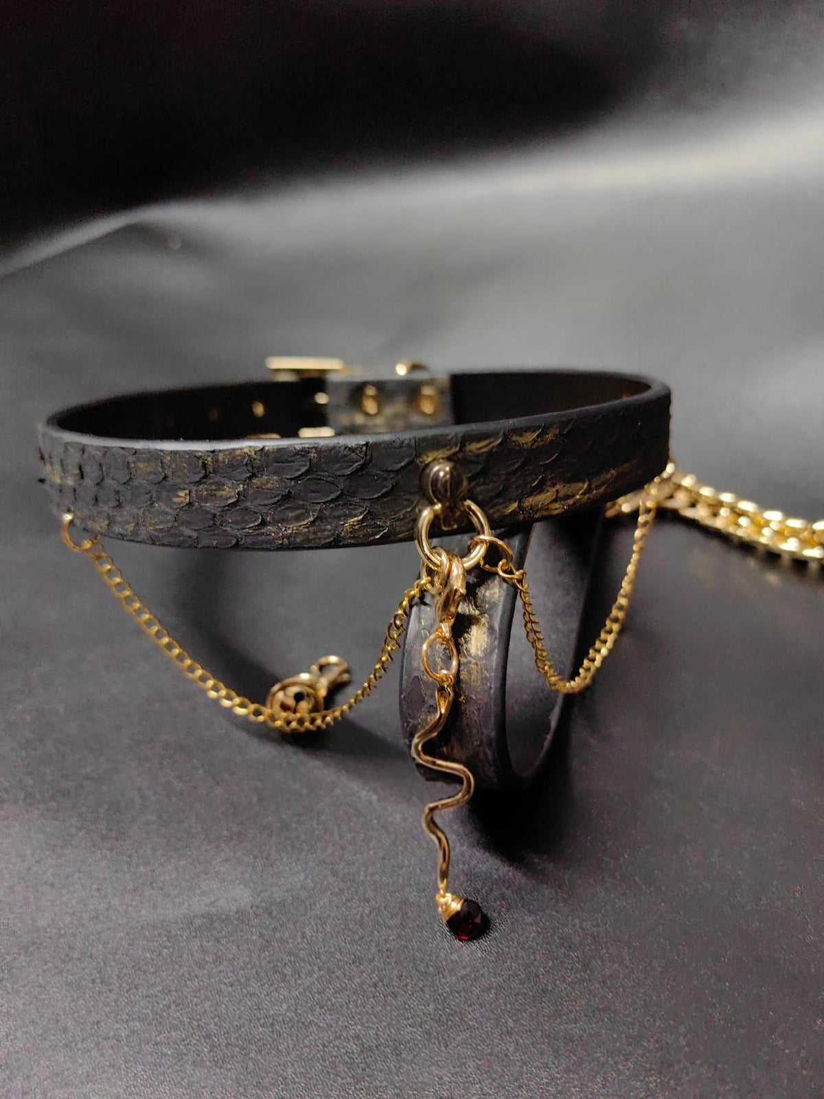 Handmade Snake Leather Choker Necklace Gift
