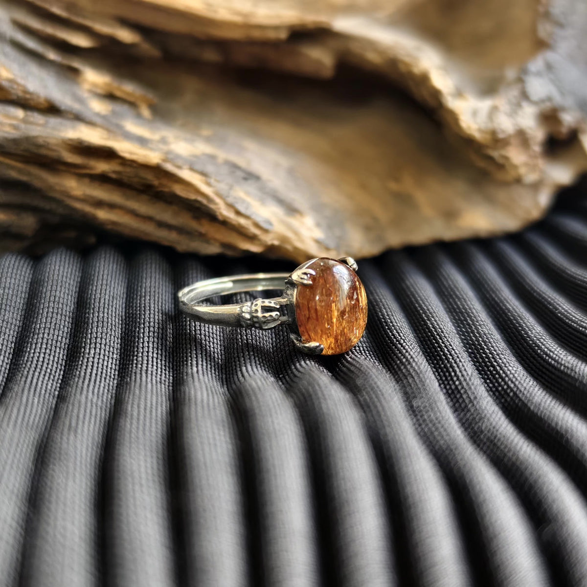 Edelsteinring mit Kupereinschlüssen aus Sterlingsilber