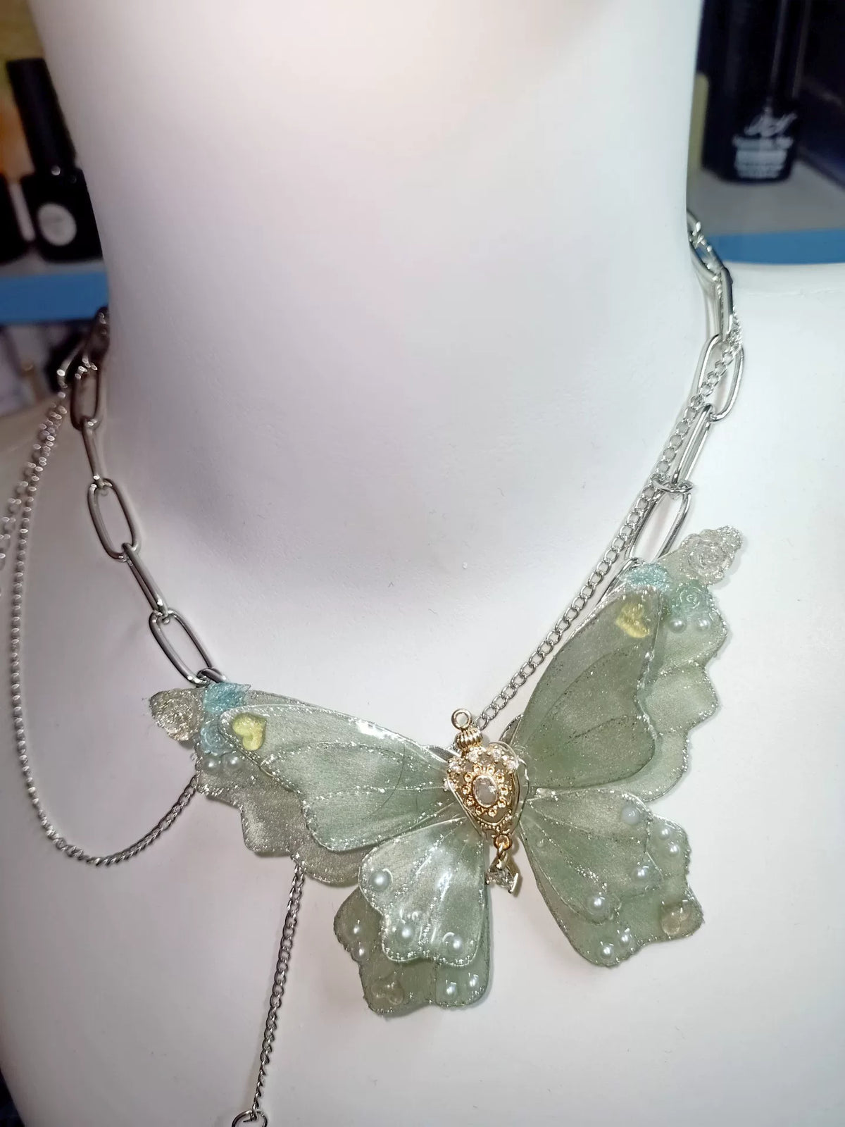 Handgemaakt Groene Bloemen Liquid Vlinderaccessoire