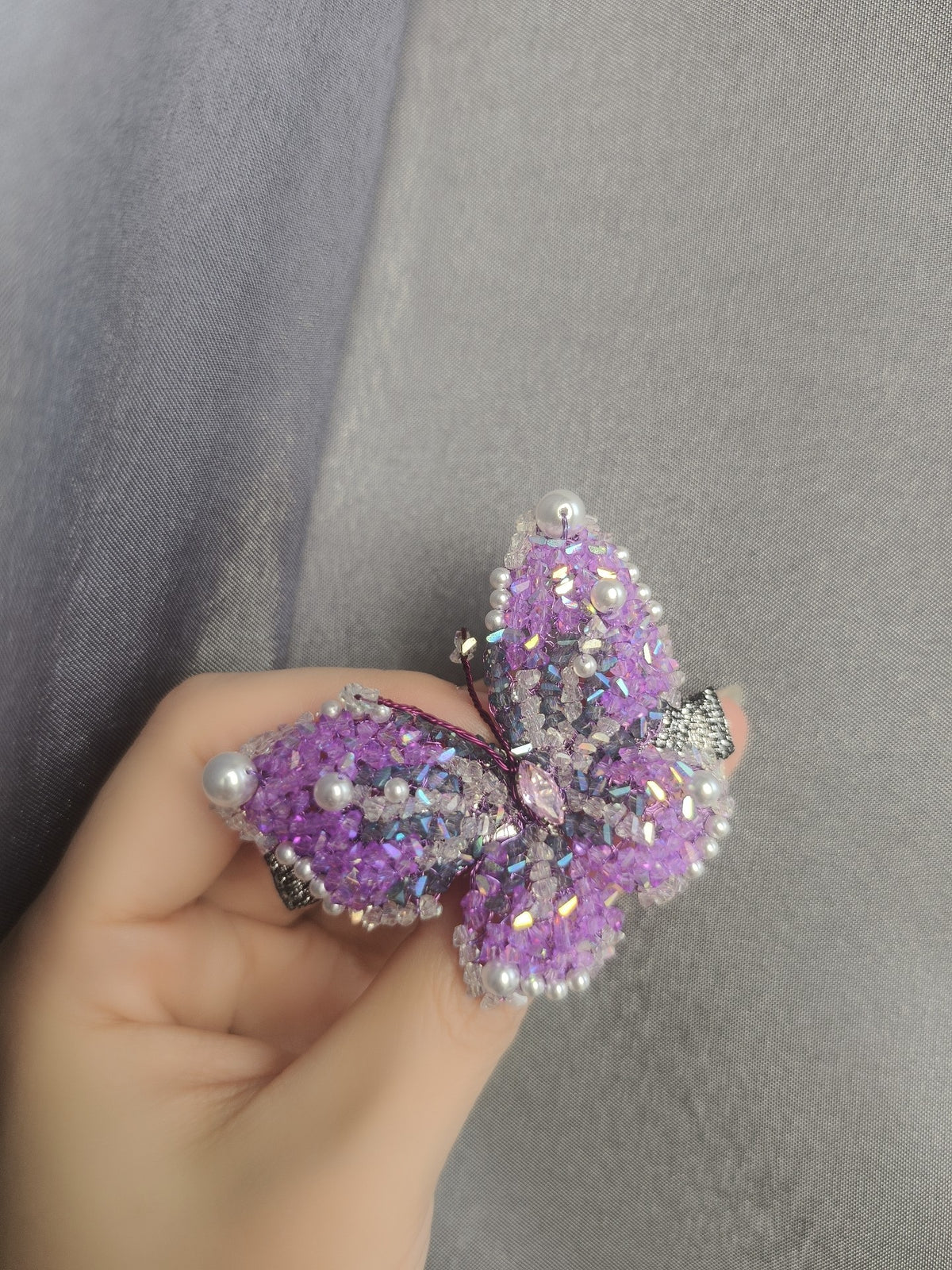 Butterfly Pearl Side Hair Clip
