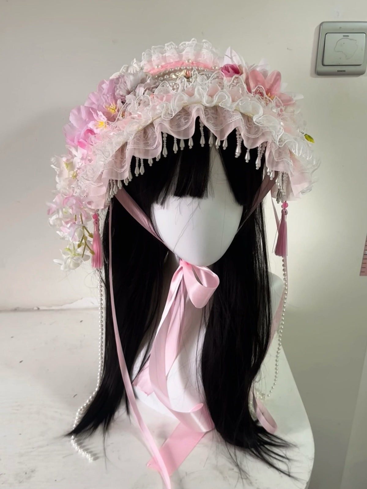 Lolita Bonnet with Pearl and Flower Trim