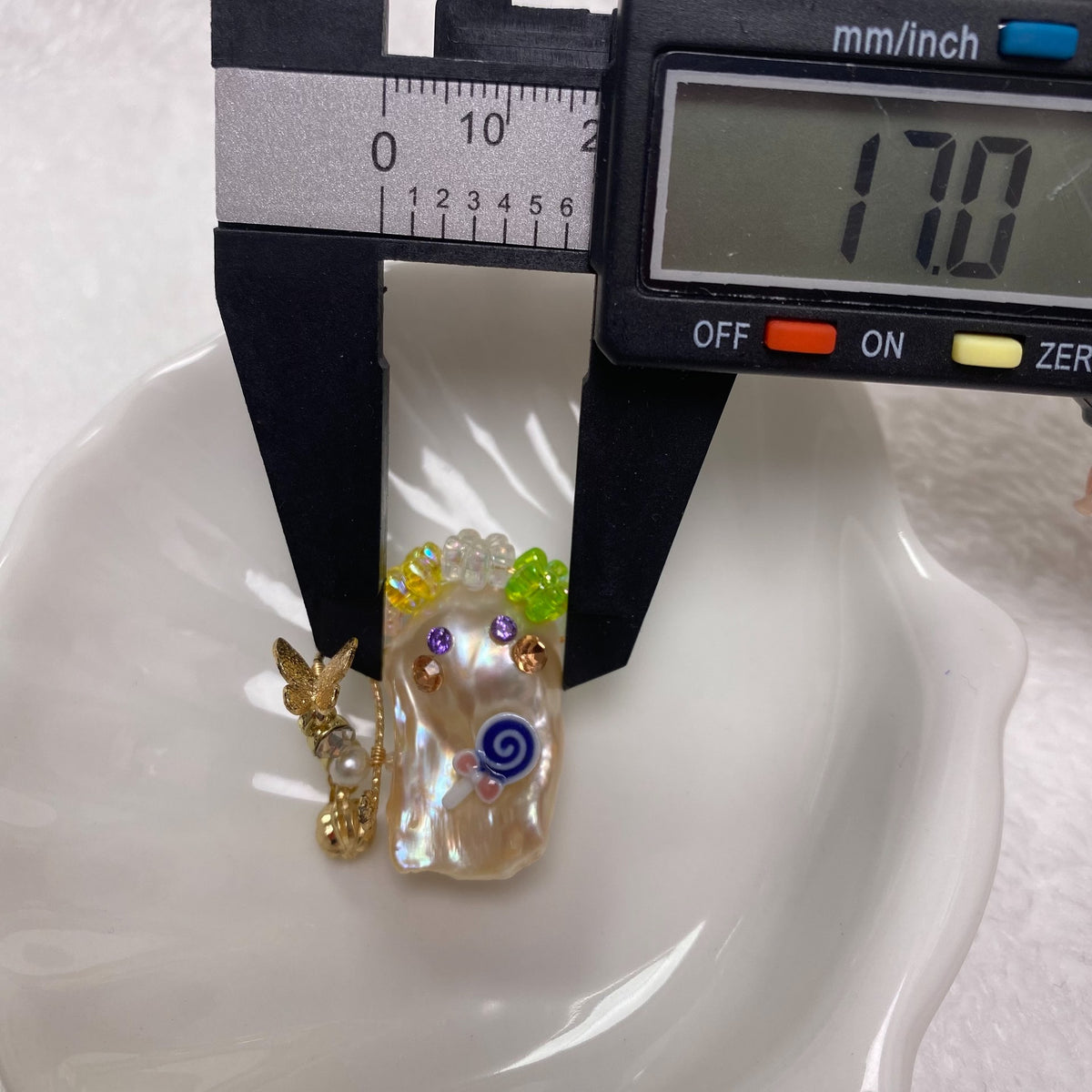 Barockpärla Little Monster Charm