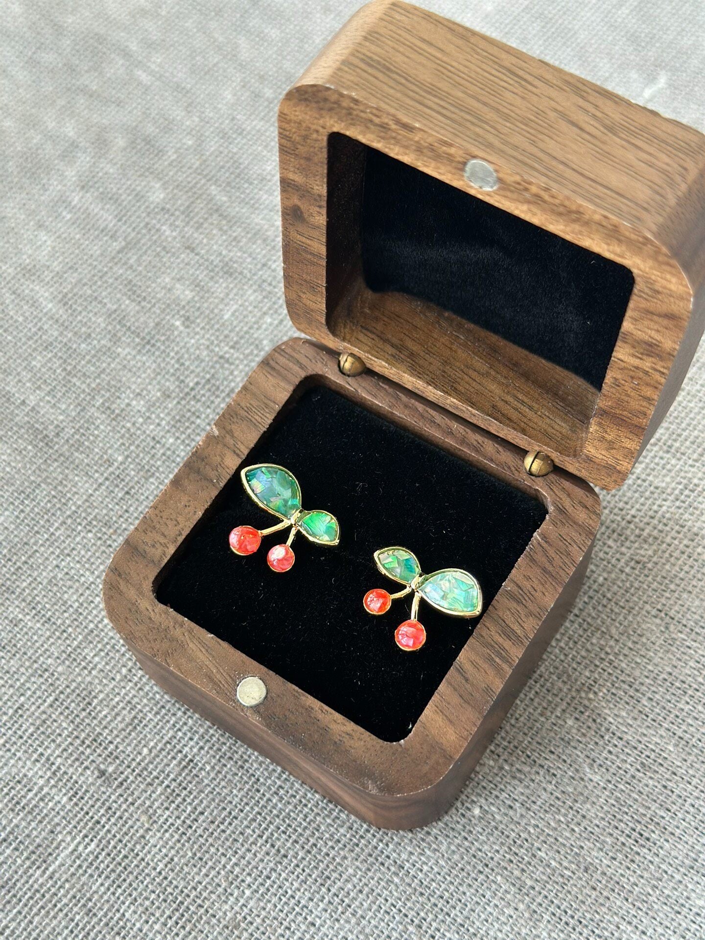 Cherry Intangible Cultural Heritage Shell Inlay Earrings