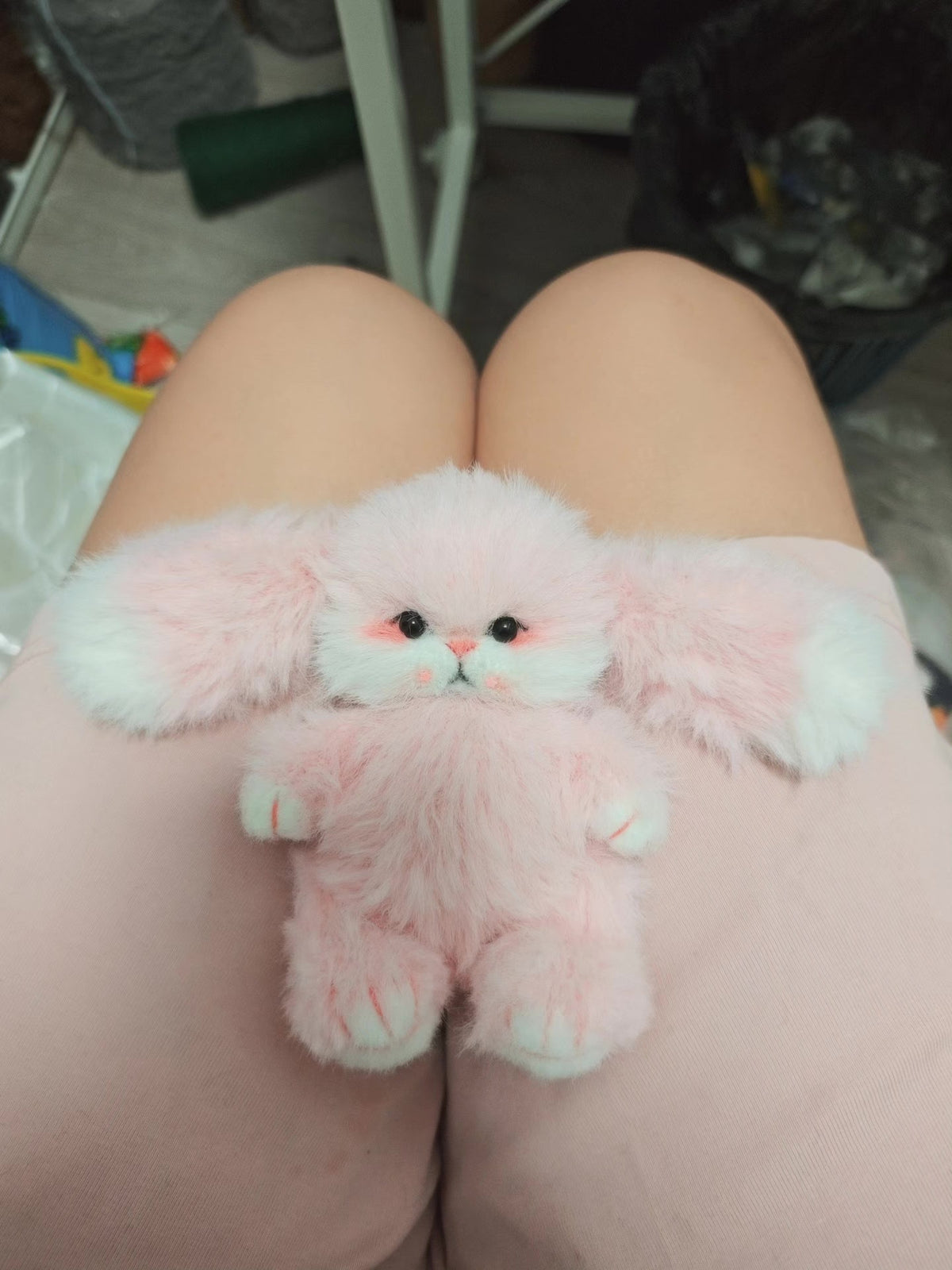 可動式うサギのぬいぐるみ ピンク