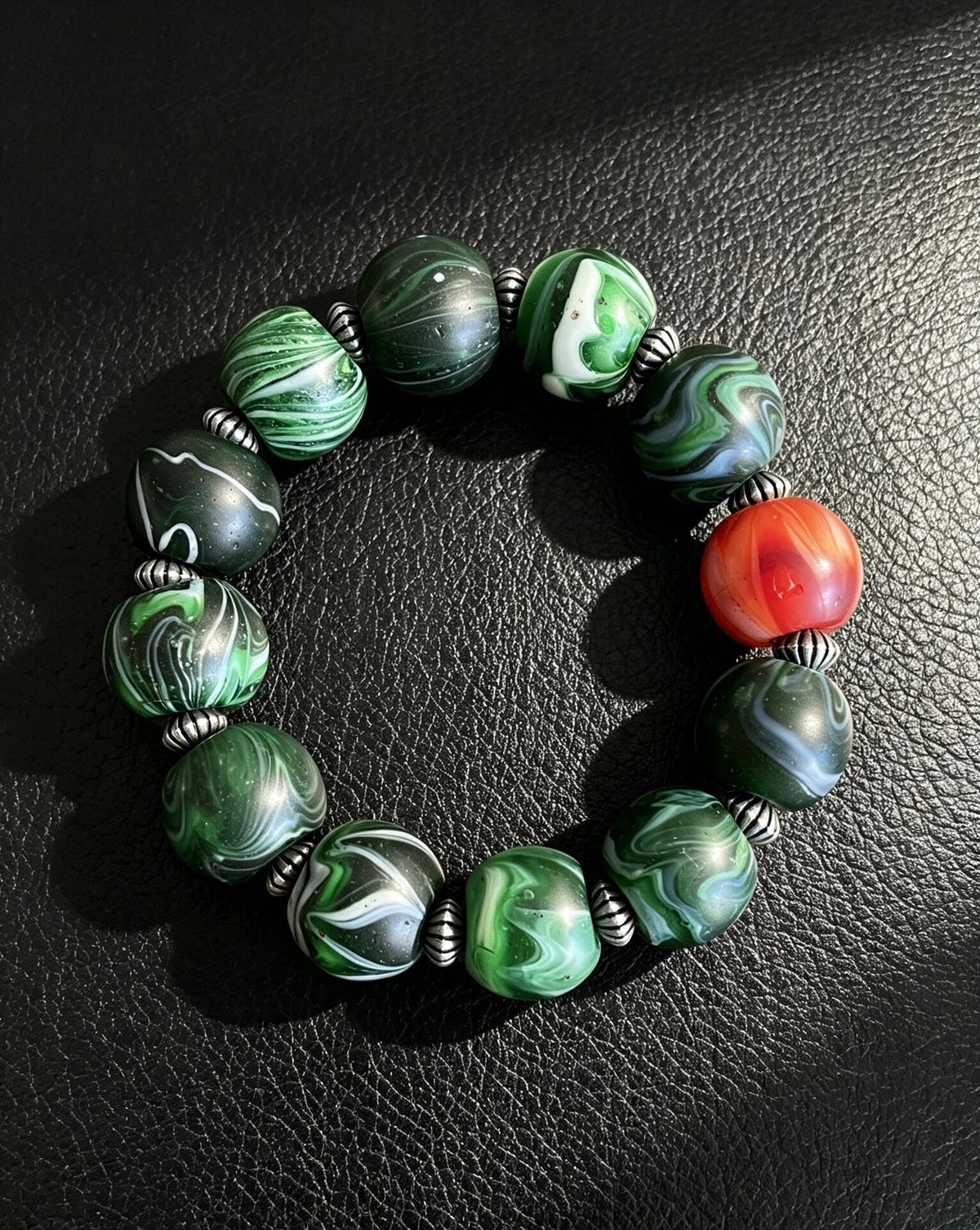 Green Marbled Glass Bead Bracelet