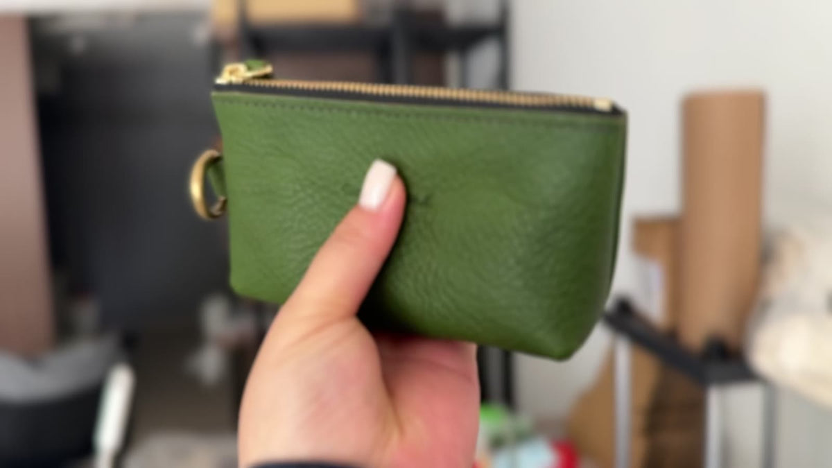 Bolsa de Mão em Pele Curtida Vegetal