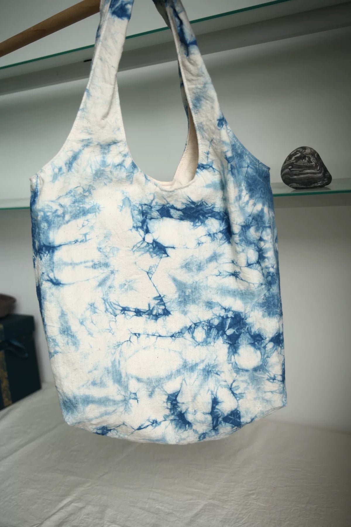 Bolsa de Ombro em Algodão Shibori Tecido à Mão