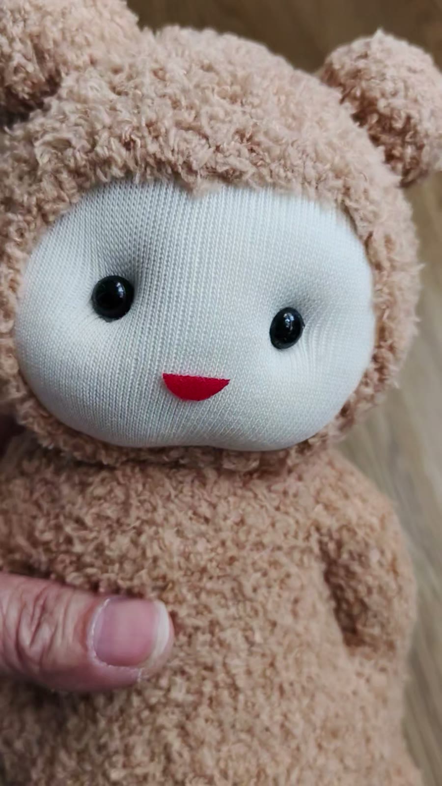Handgakte Sokkenpop met Schuin Hoofd Knuffel