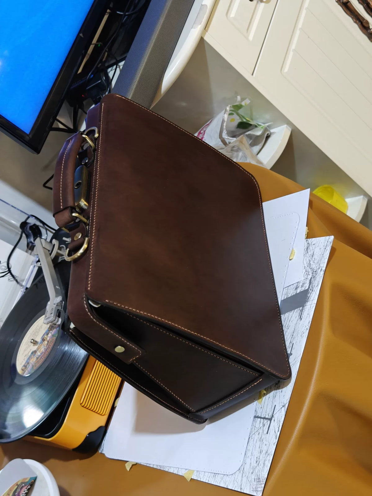Dulles Briefcase in Italian Vegetable Tanned Leather