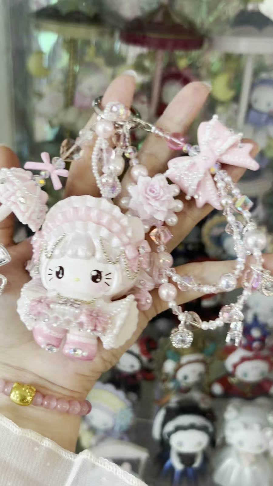 Handgefertigter Hello Kitty Braut-Perlen-Telefonanhänger