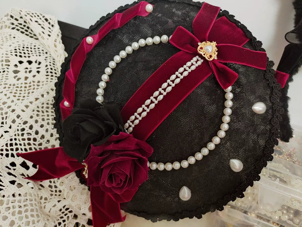 Schwarzer Weinroter Samt-Spitzen-Lolita-Flachhut
