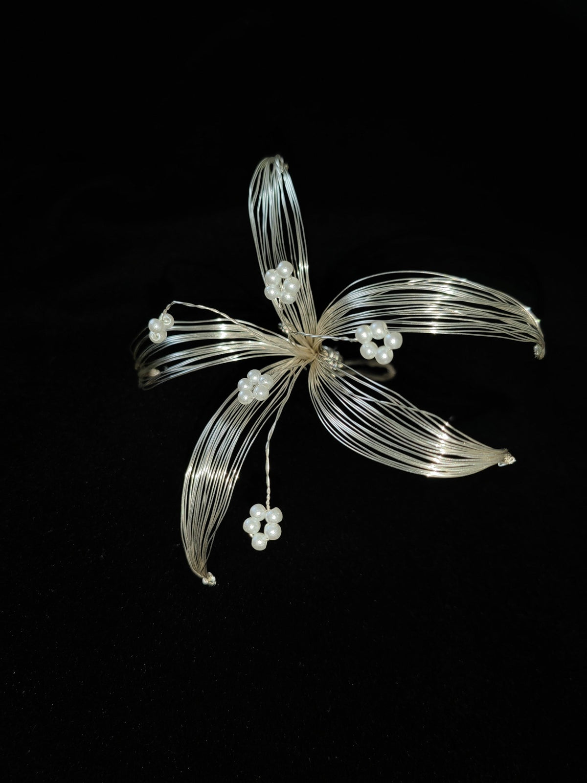 Handcrafted Wire Flower Hair Brooch Pearl