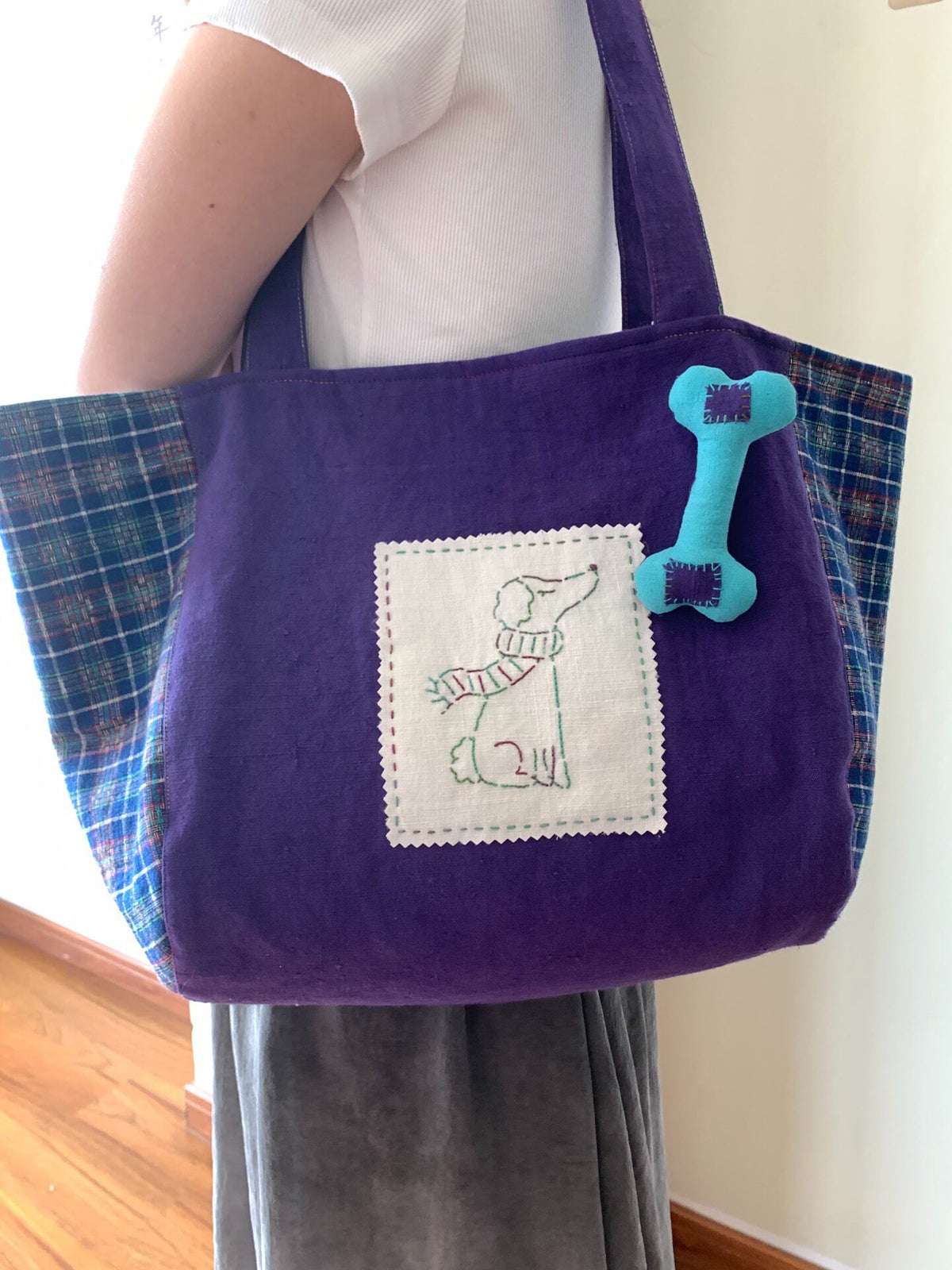 Handmade Purple Plaid Tote Bag with Dog Embroidery