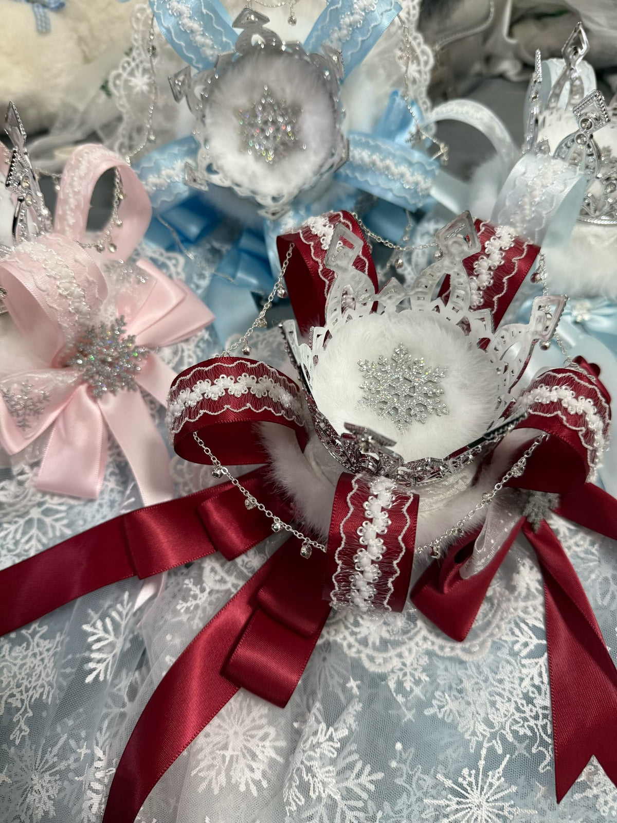 Red Crown Mini Hat with Snowflake Veil