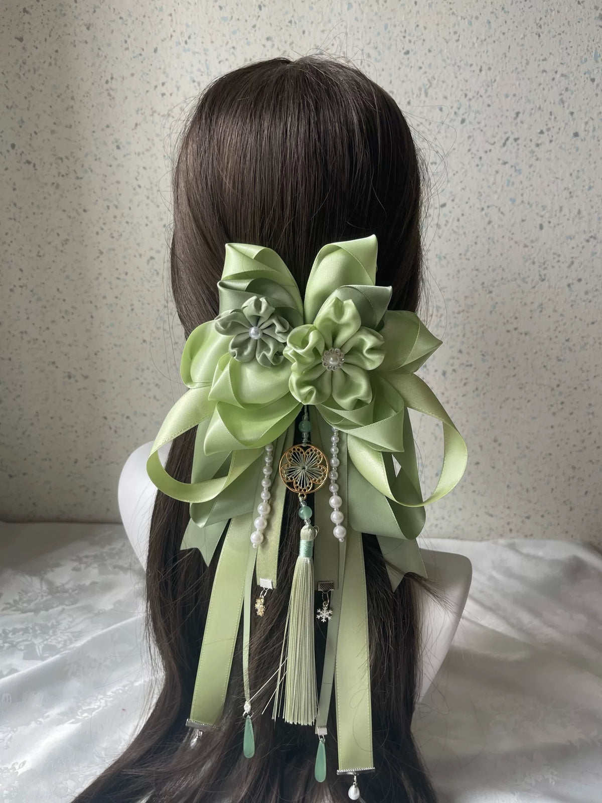 Prendedor de Cabelo Laço Lolita Verde Pastel Feito à Mão