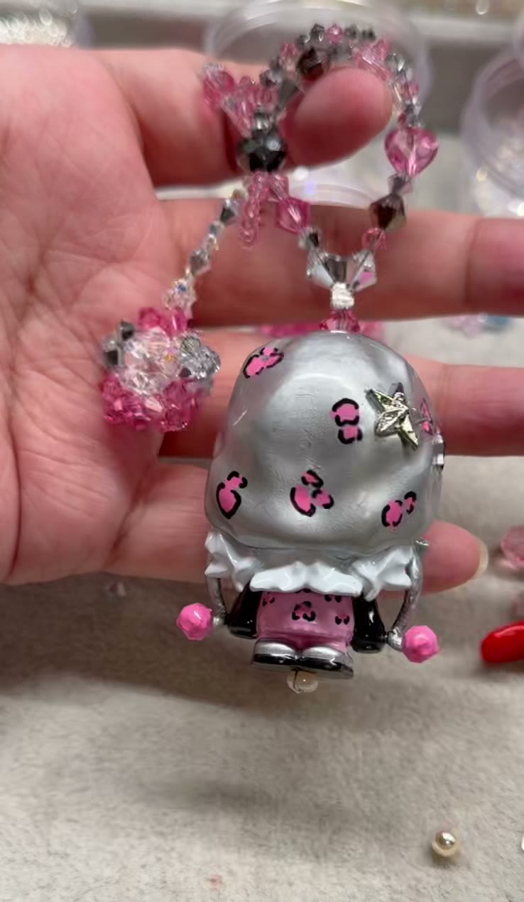 Pink Leopard Cat Beaded Phone Strap