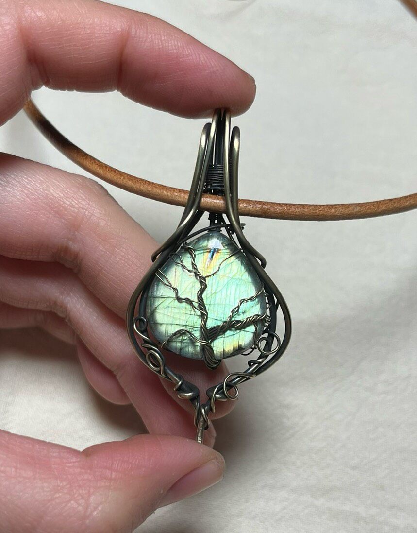 Pendentif Labradorite Arbre de Vie en Fil Enroulé