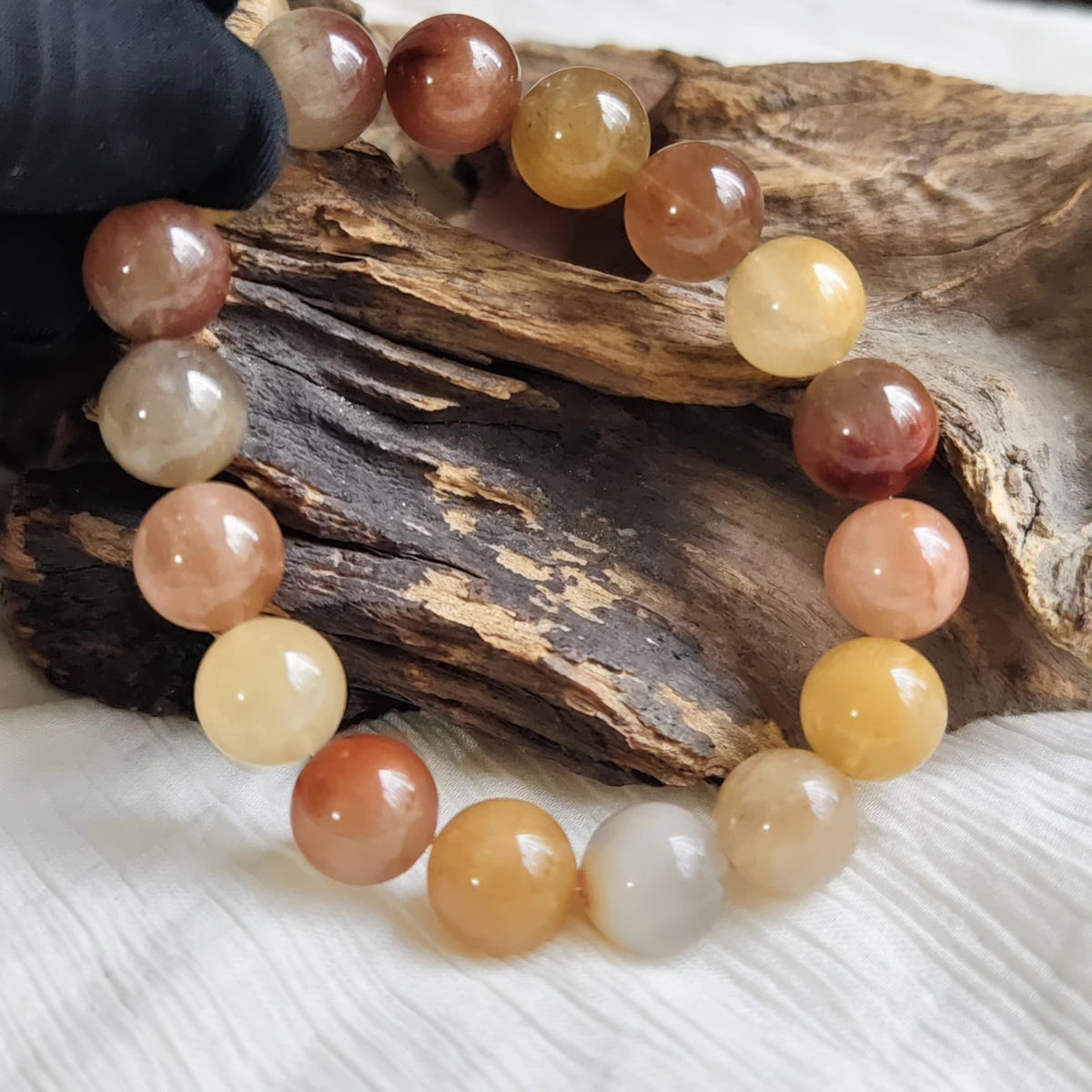 Multicolor Rabbit Hair Quartz Beaded Bracelet 12.8mm