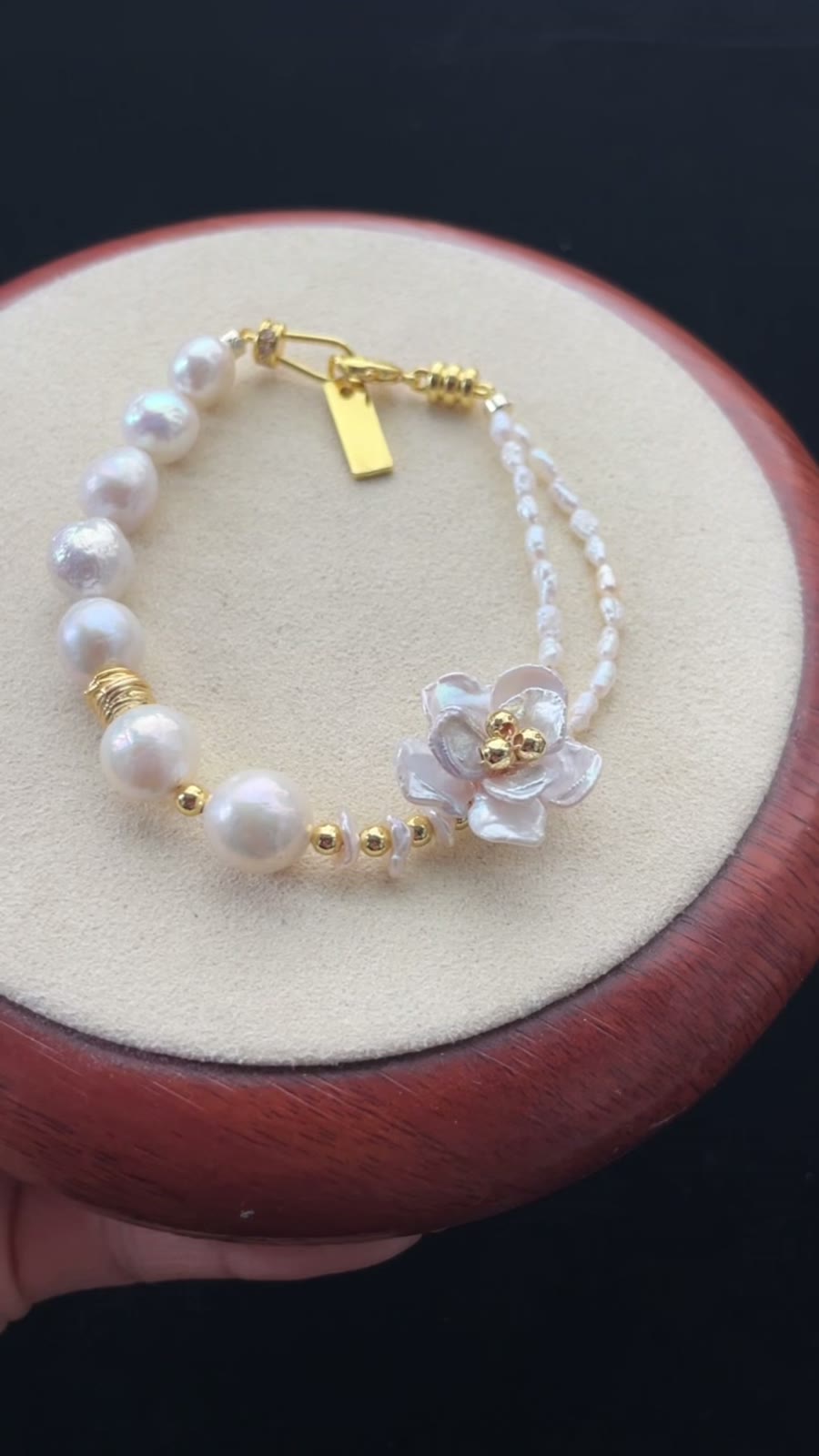 Naturperlen-Baroque-Blumen-Armband