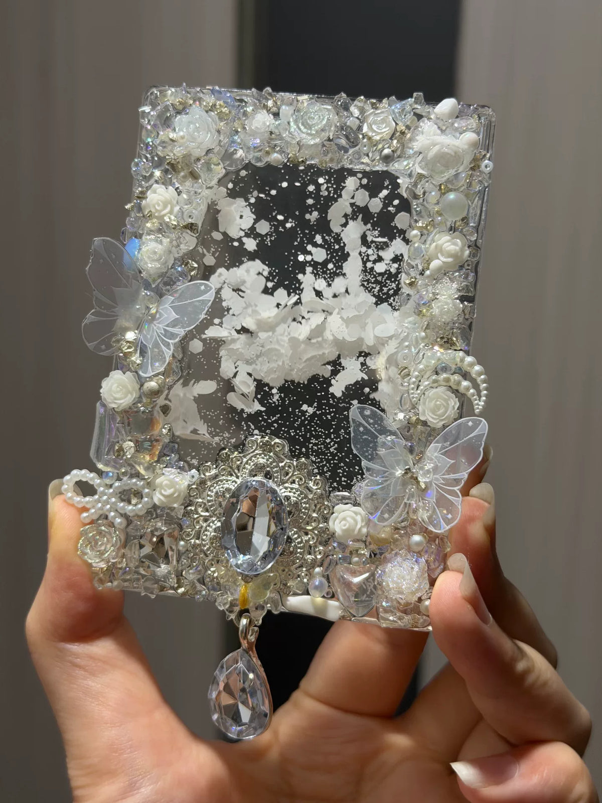 Clear Acrylic Card Holder with White Roses