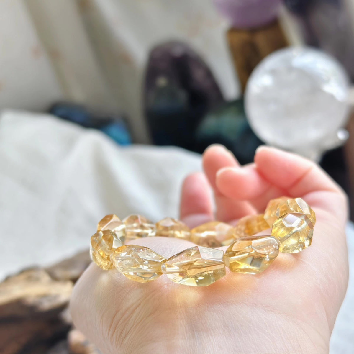 1048982832801 - Image 4