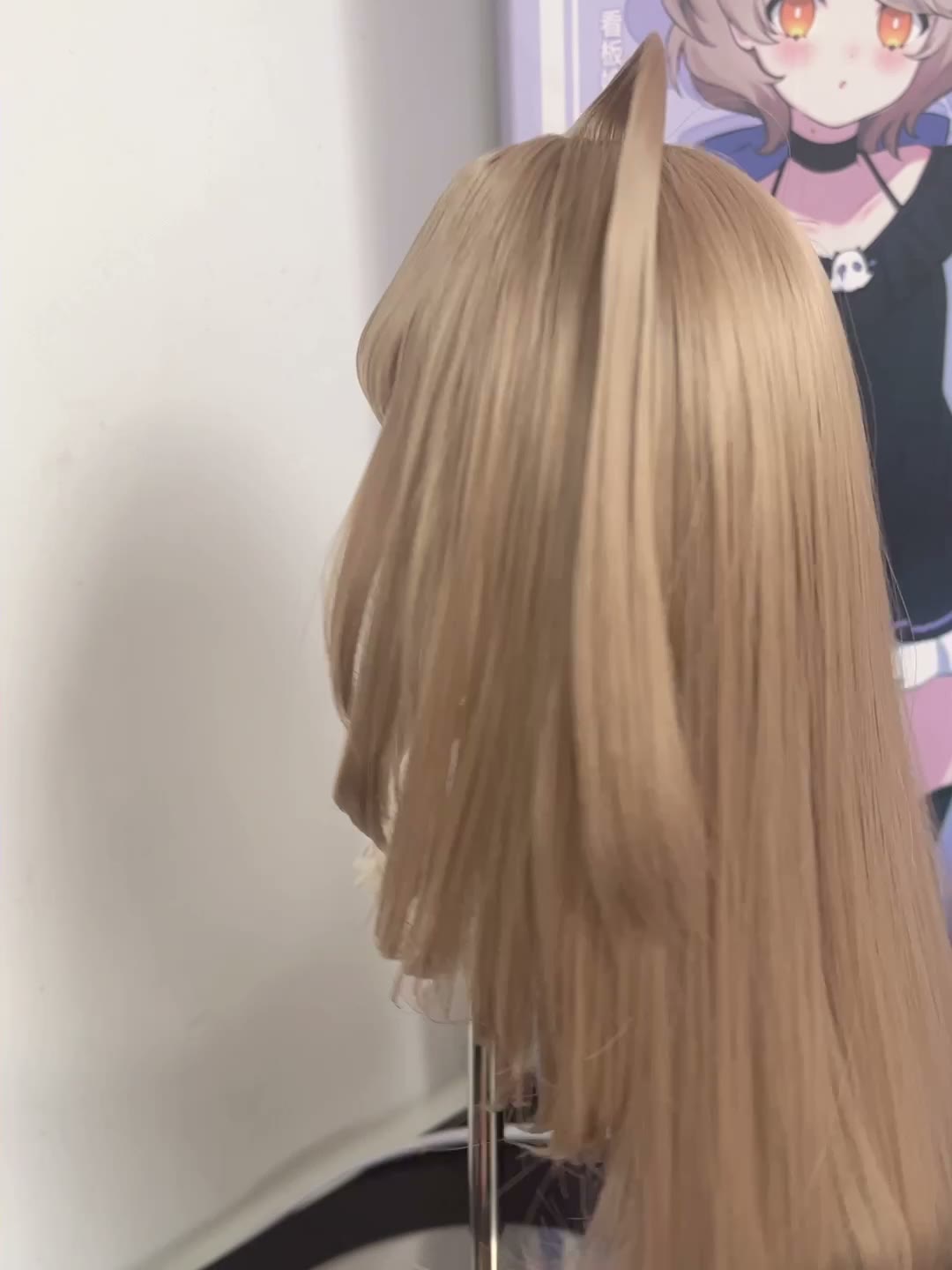 Dockperuk Askblond med Ahoge