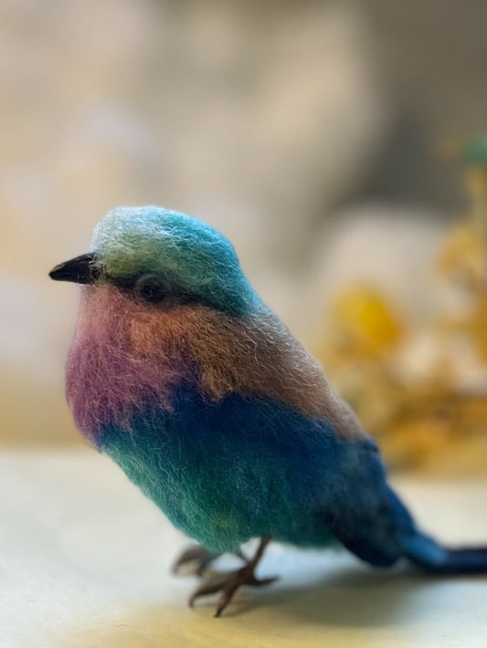 Handcrafted Needle-Felted Wool Bird Figurine with Multi-Tonal Gradient