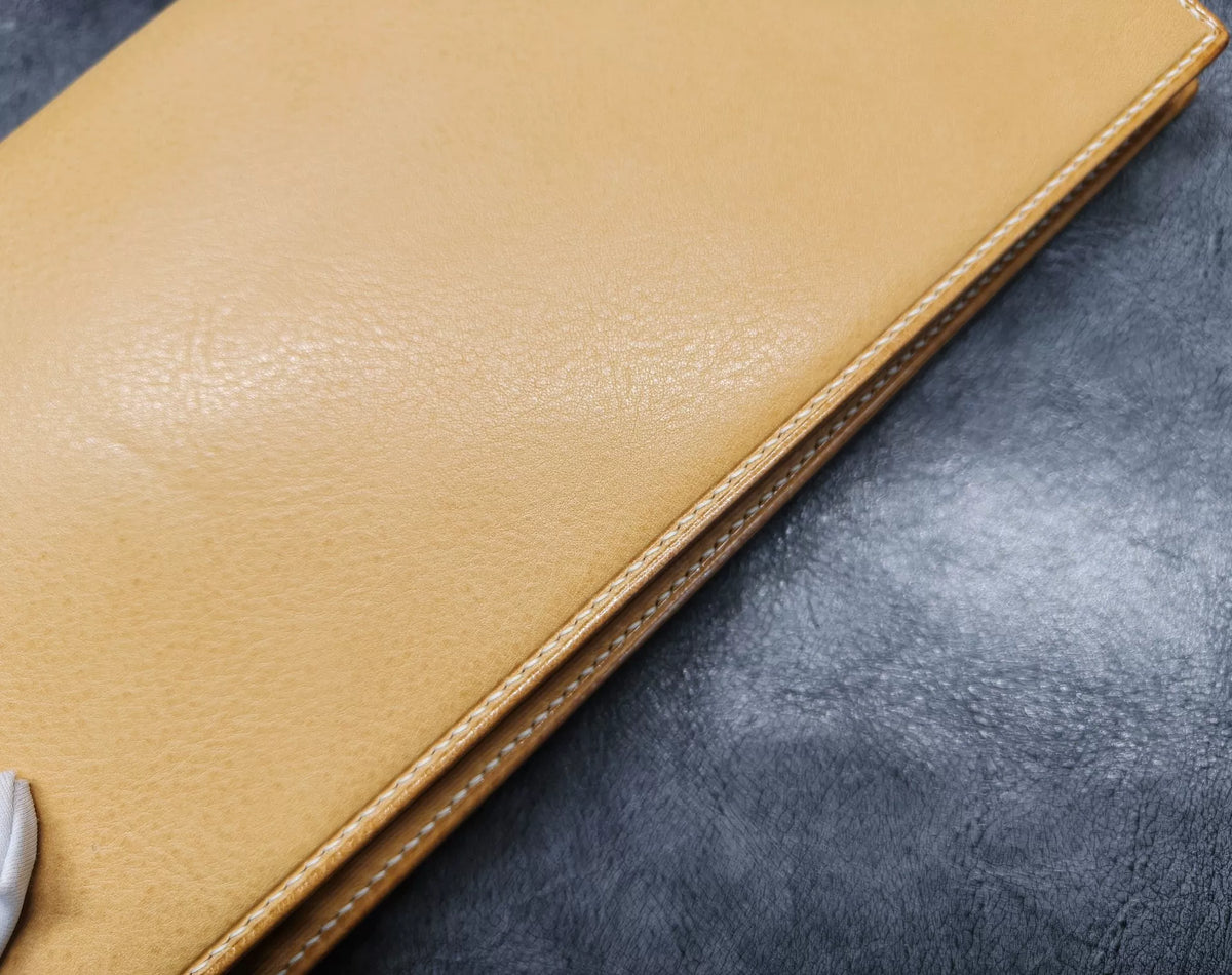 Couverture de carnet à feuilles mobiles A5 - 13 anneaux cuir fauve