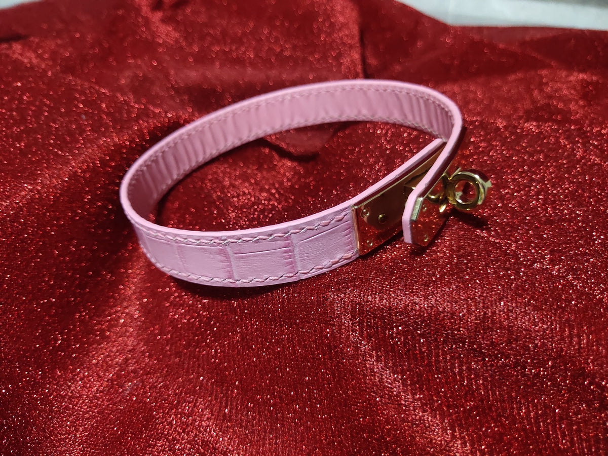 Pink Crocodile Texture Collar with Gold Kelly Clasp
