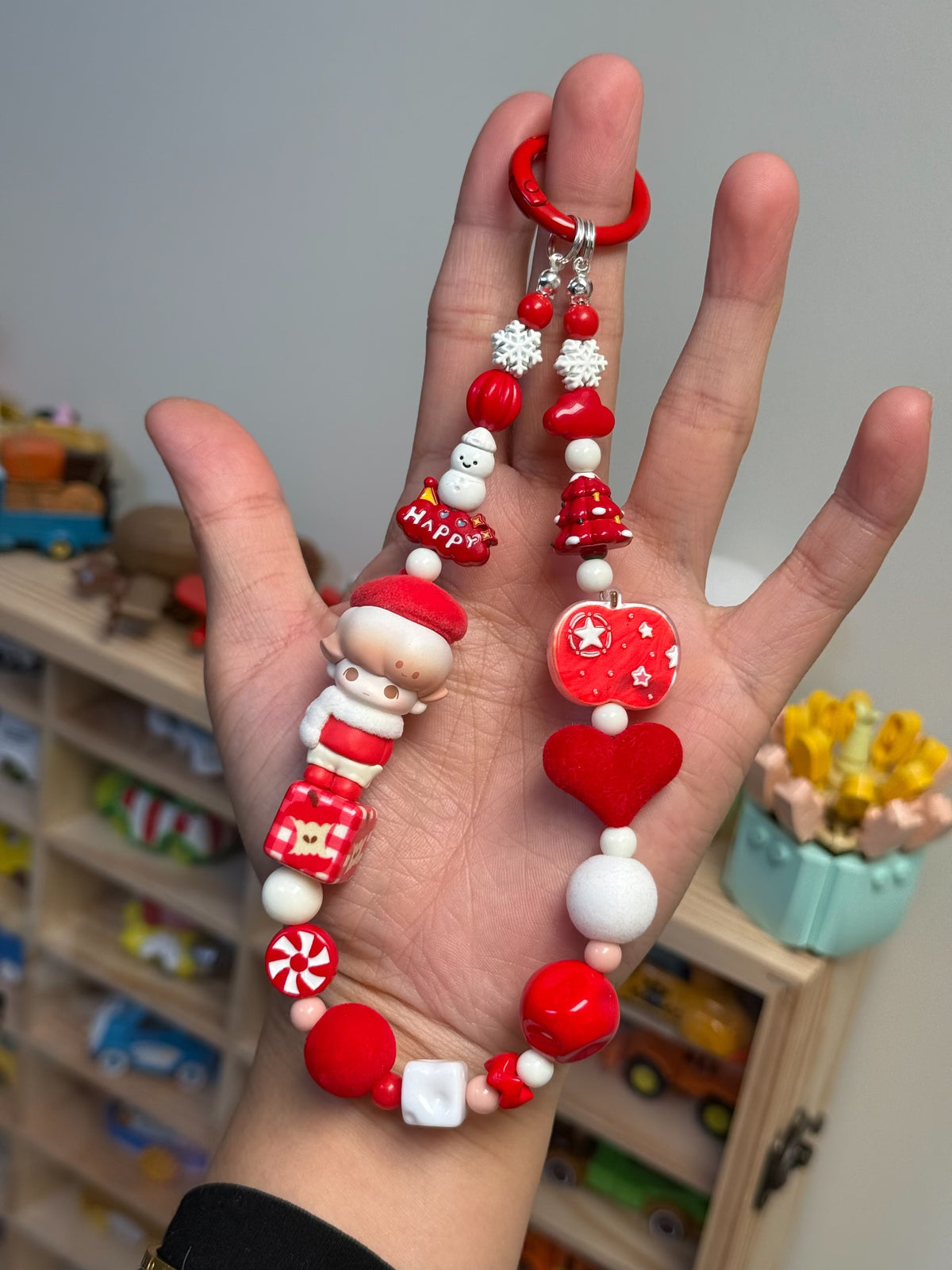 Chaveiro e Tira para Telemóvel DIMOO Chapeuzinho Vermelho