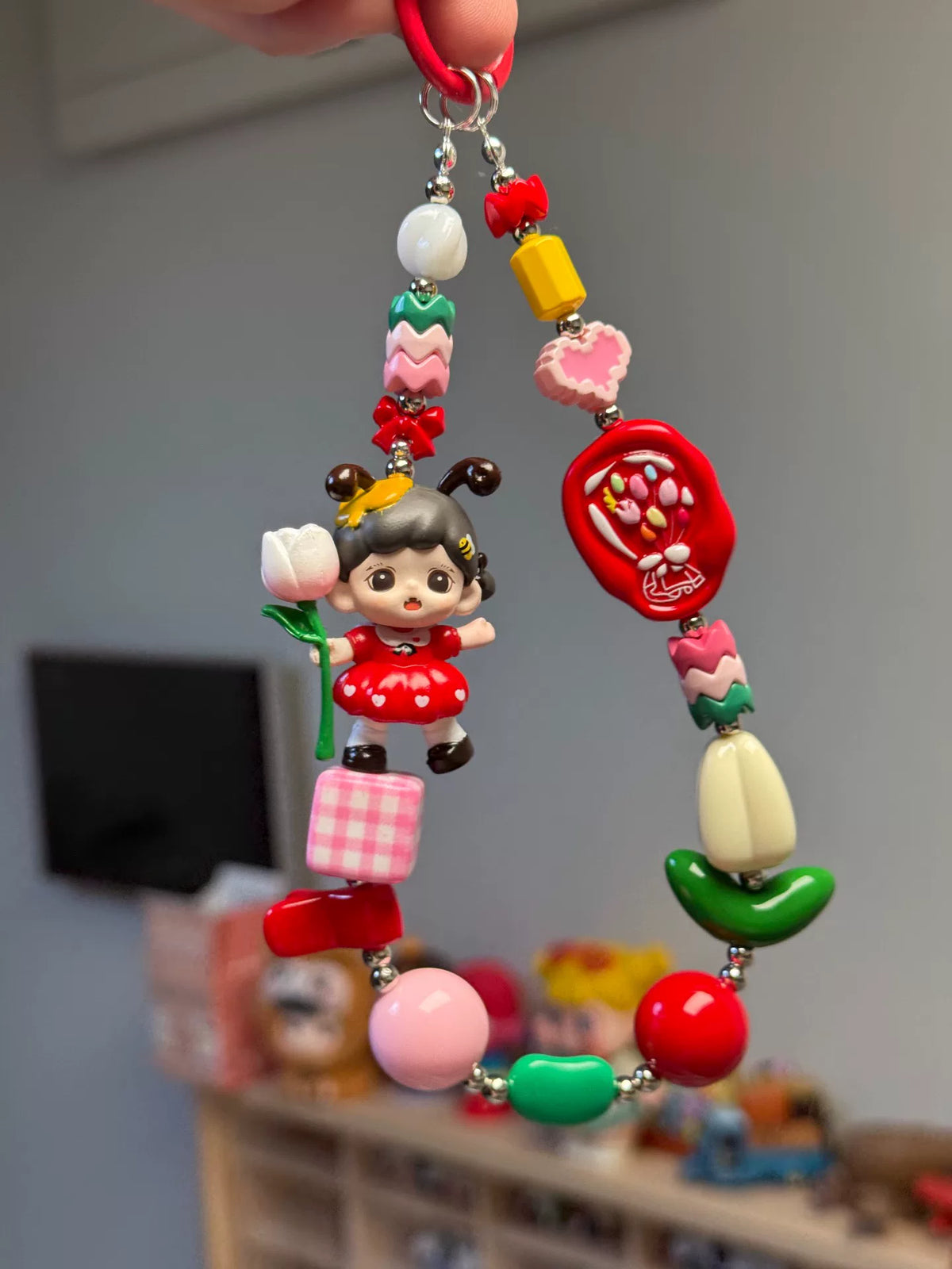 Acessório de Contas com Boneca para Telemóvel, Mala e Chaveiro