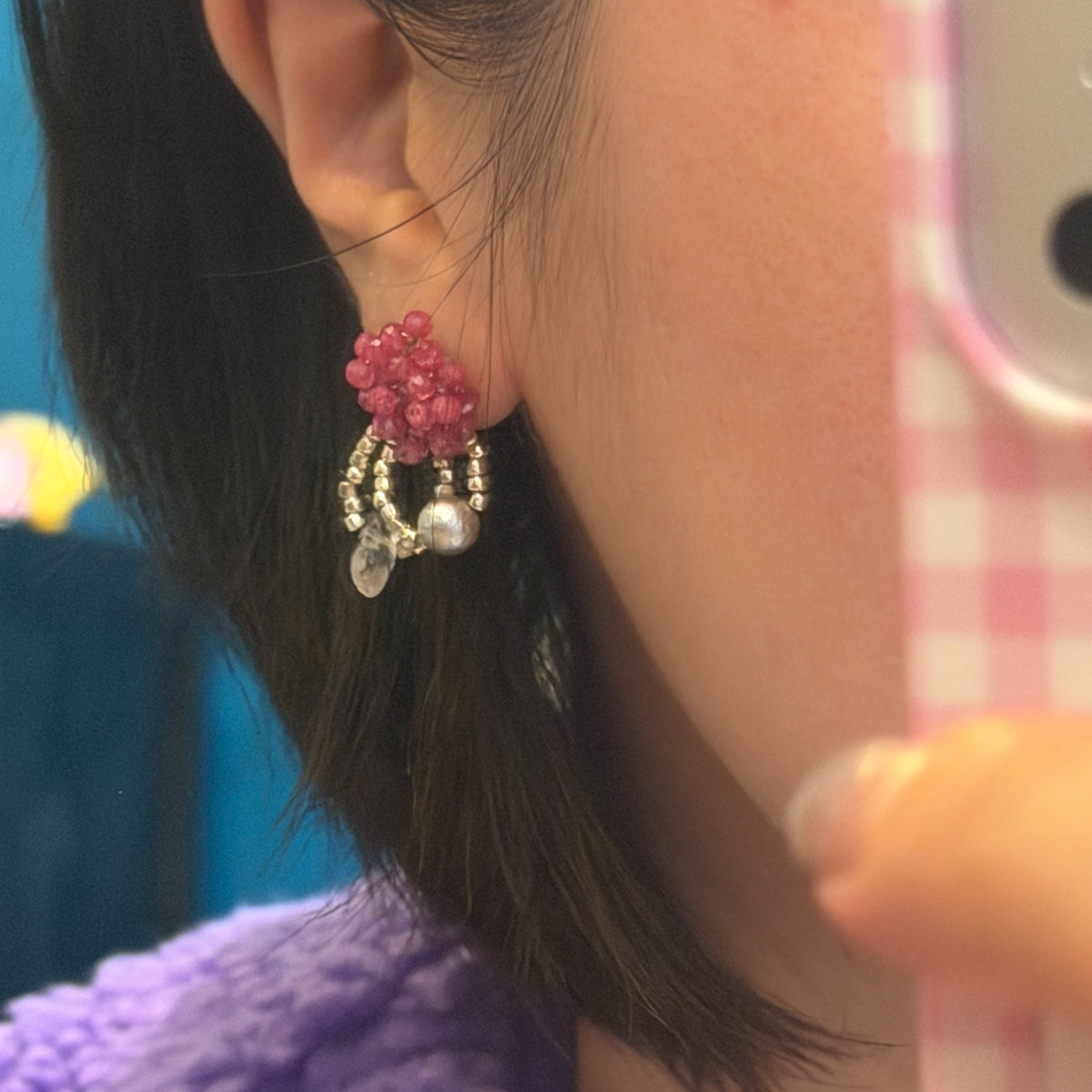 Pendientes de cristal rosa y perla hechos a mano