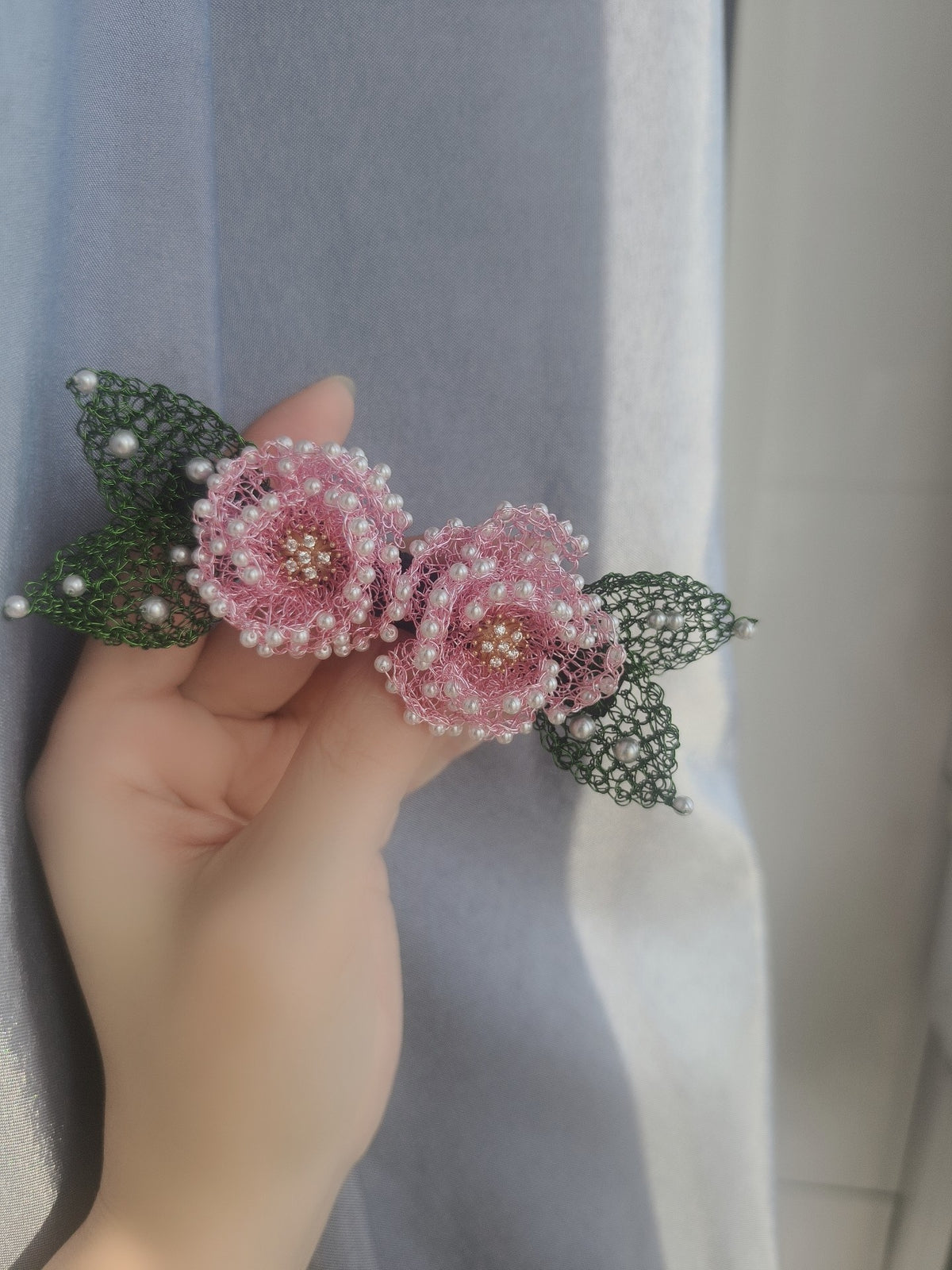 Pearl Peony Wire Flower Parallel Hair Clip