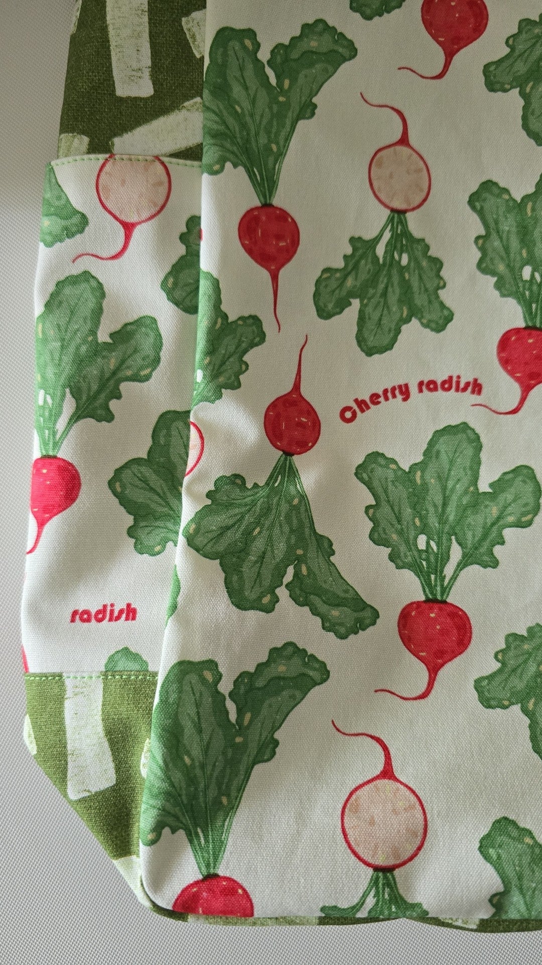 Cherry Radish Shoulder Bag Olive Green