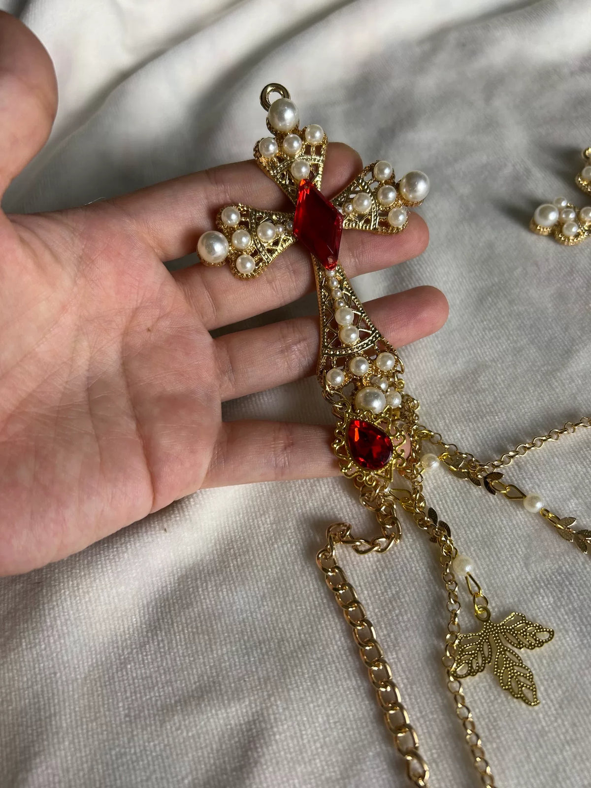 Morsaffetto con fiocco Lolita Nero e Rosso