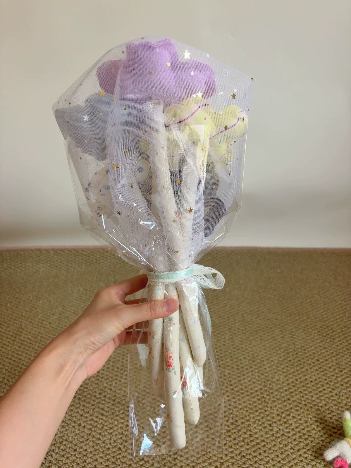 Bouquet di fiori di tessuto artigianale sei fiori