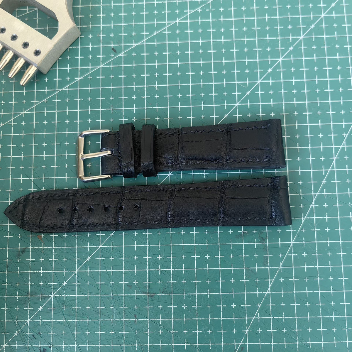 Handcrafted Crocodile Leather Watch Strap 20-18mm
