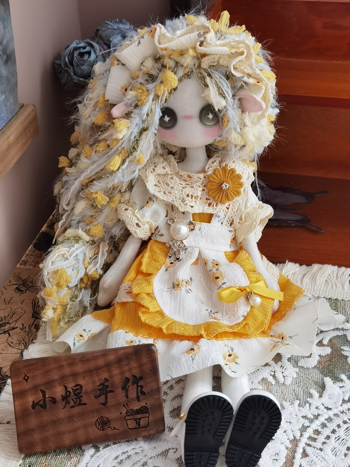Button-Eye Doll 30cm Handmade