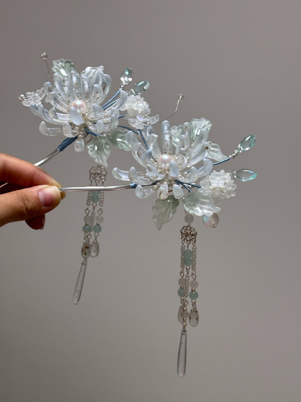 Jade Blue Field Chrysanthemum Liuli Hairpins